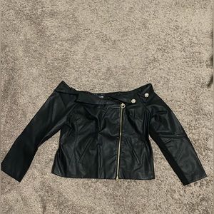 Venus Leather Off Shoulder Shirt. Sz 22, never worn. Stretchy cloth at the back
